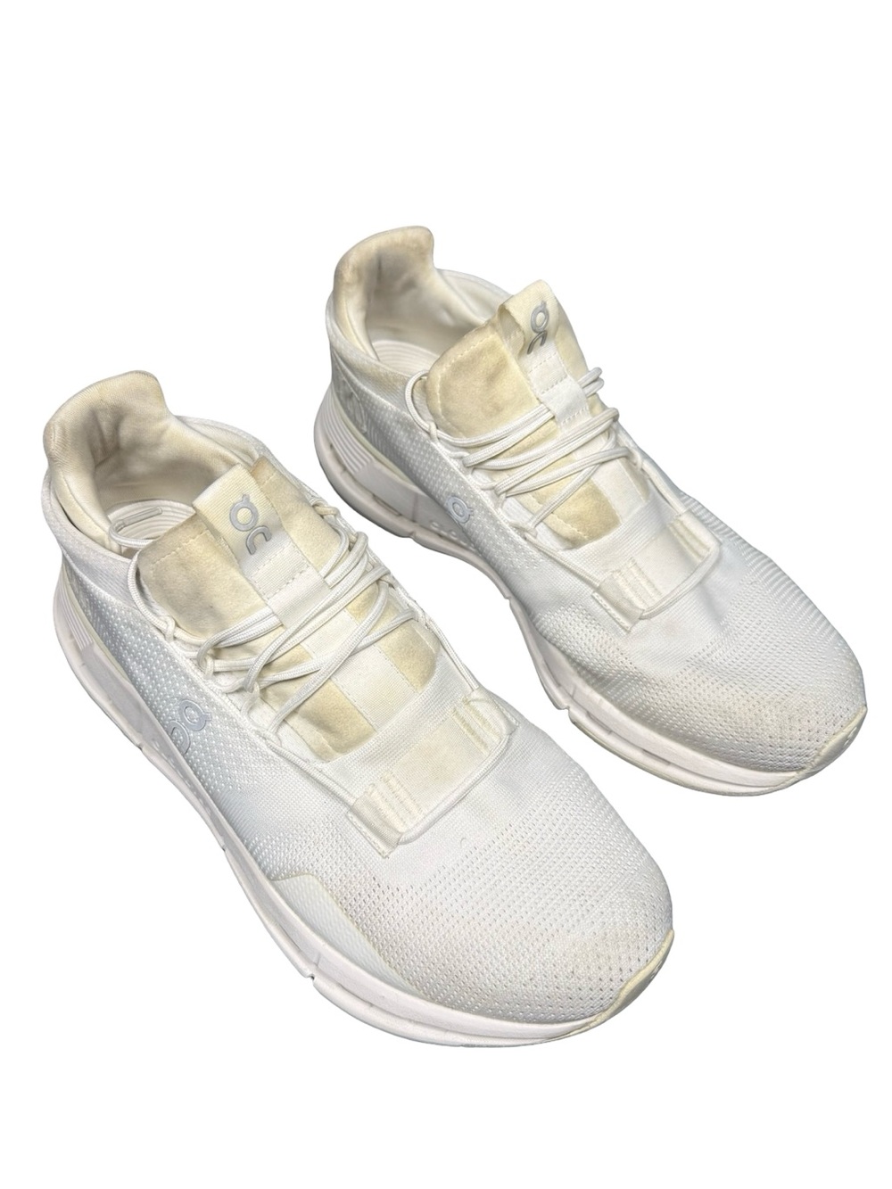 On Cloudnova Mens 9.5 White CloudTec Sneakers Minimalist Athleisure Running